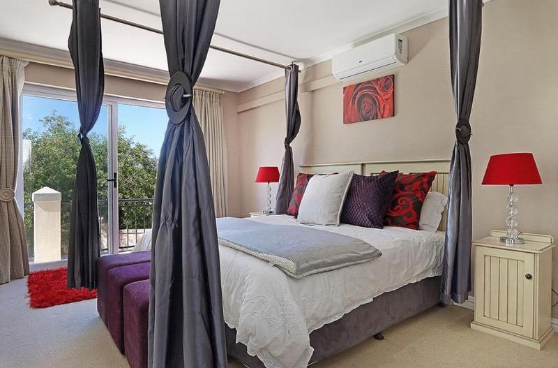 To Let 4 Bedroom Property for Rent in Dennegeur Western Cape